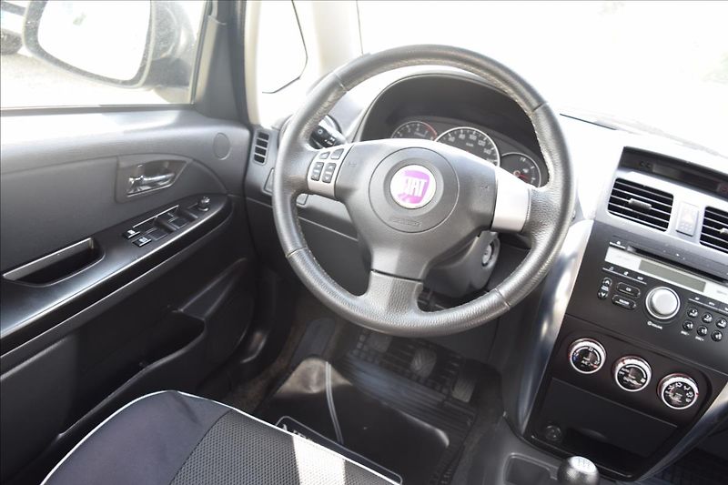 Fiat Sedici 1,6 i 79KW 4X4 NOVÁ STK - fotka 31 z 47