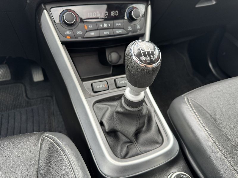 Suzuki SX4 S-Cross (2021) 1.4i BoosterJet AllGrip LED - fotka 10 z 50