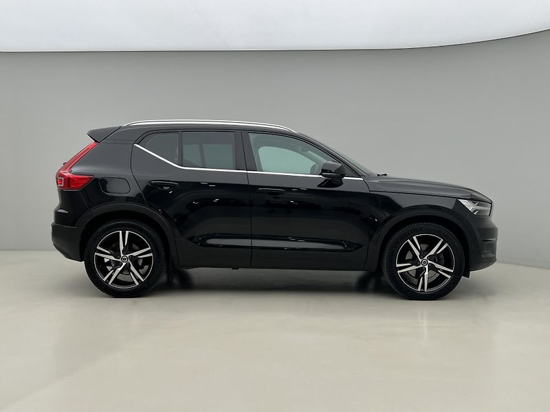 Volvo XC40 T4 INSCRIPTION AUT - fotka 9 z 44