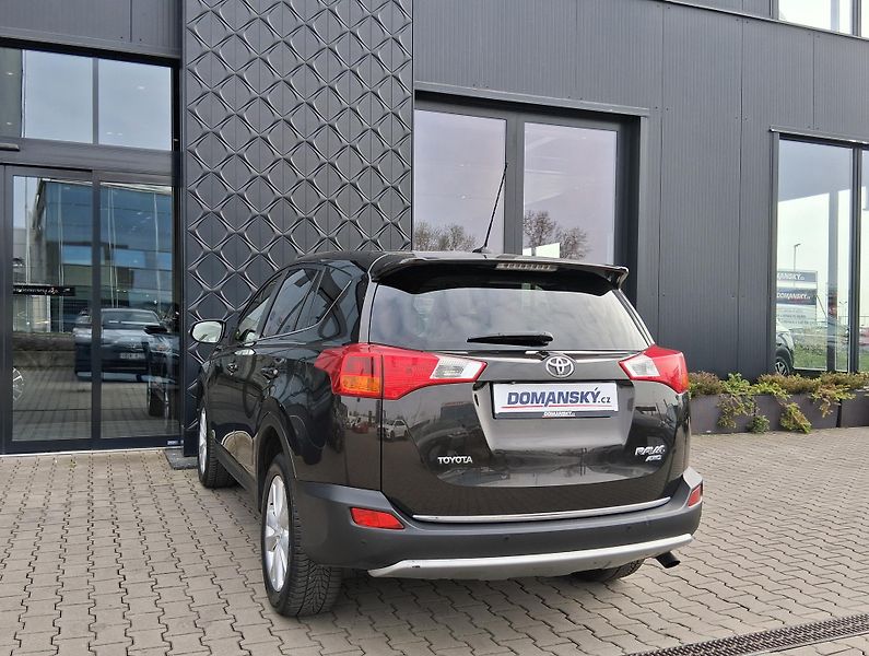 Toyota RAV4 PREMIUM 2.2 D-CAT 4x4 110 kW - fotka 8 z 32