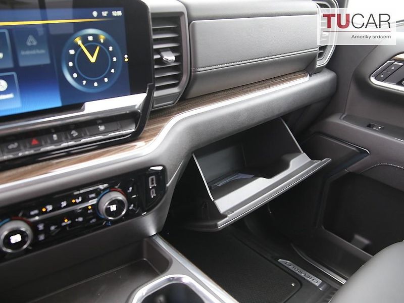 Chevrolet Silverado (2025) 6.2 V8 Trail Boss Z71 - fotka 34 z 47