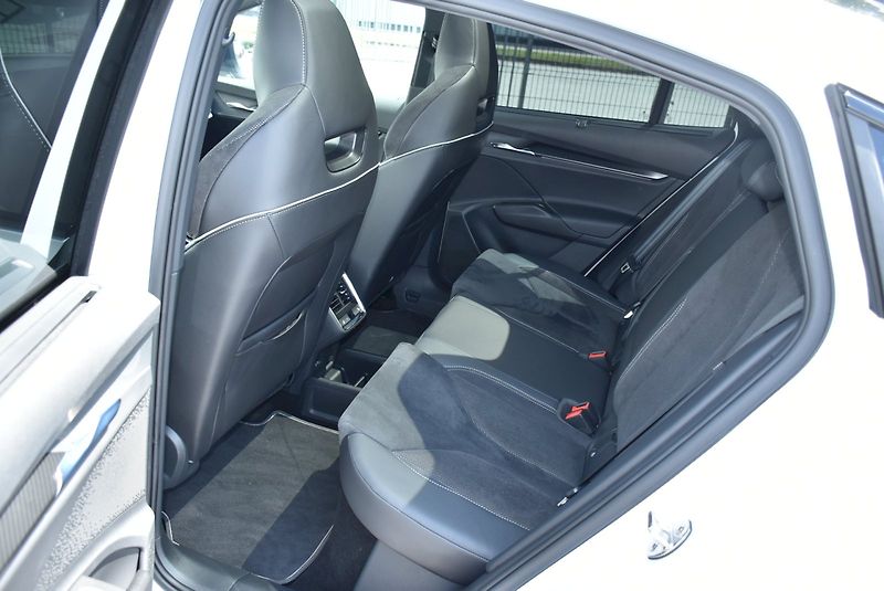 Škoda Enyaq (2024) 85 Sportline 210 kW - fotka 24 z 34