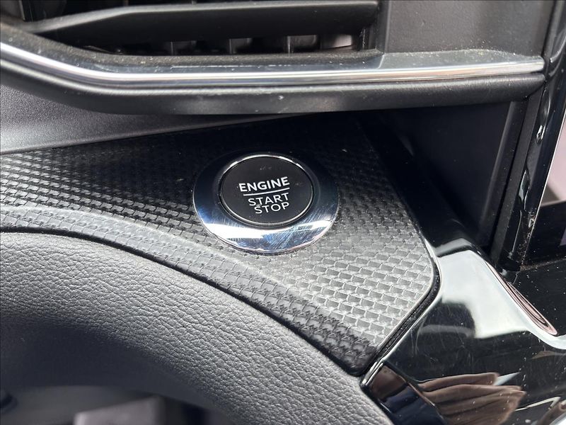 Ford Explorer 3,0 PHEV 336kW ST-Line AWD DPH - fotka 42 z 52
