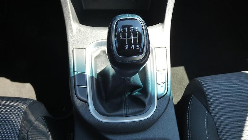 Hyundai i30 Kombi 1,0 T-GDI Trikolor - fotka 17 z 22