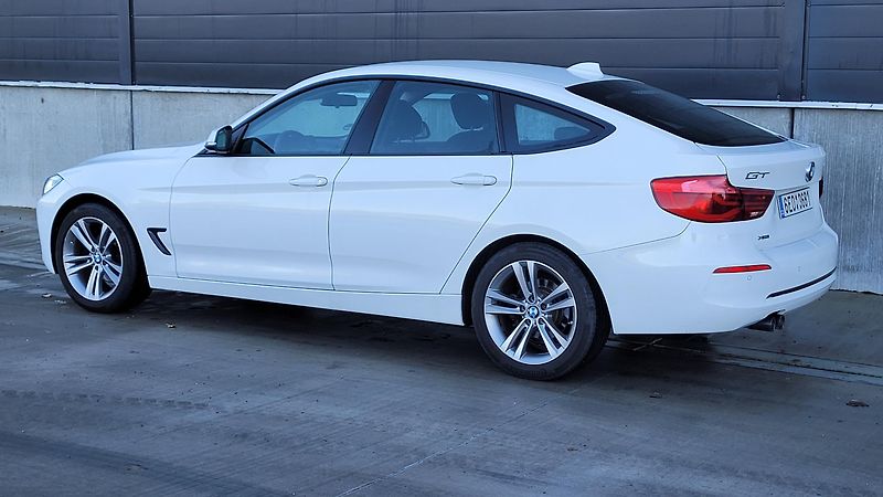 BMW Řada 3 320D XDRIVE GT PŮVOD ČR - fotka 9 z 22