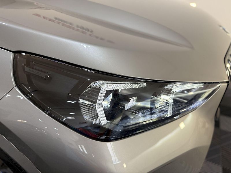 BMW X1 xDrive20d M-Sport LED Garance - fotka 13 z 44