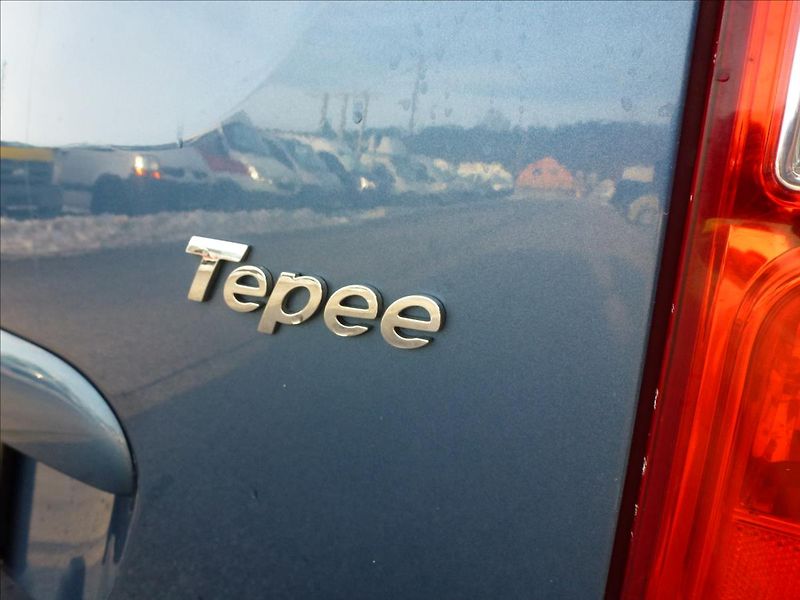 Peugeot Partner Tepee 1,6 TeePee HDI 92 k Active - fotka 40 z 44