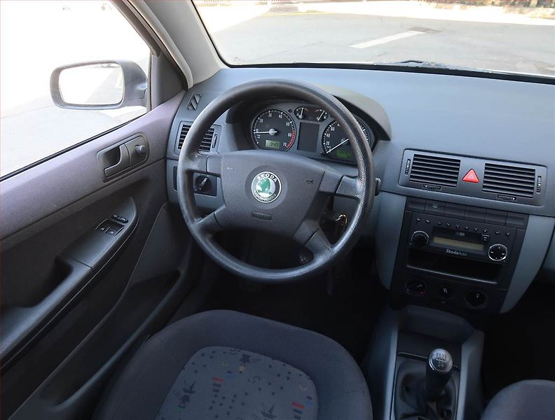 Škoda Fabia (2002) 1.4, nová STK, Tažné - fotka 7 z 13