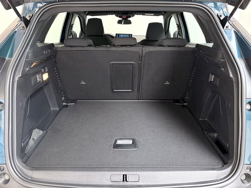 Peugeot 3008 (2024) Active Pack1.2PureTech/96kW 7A - fotka 10 z 31