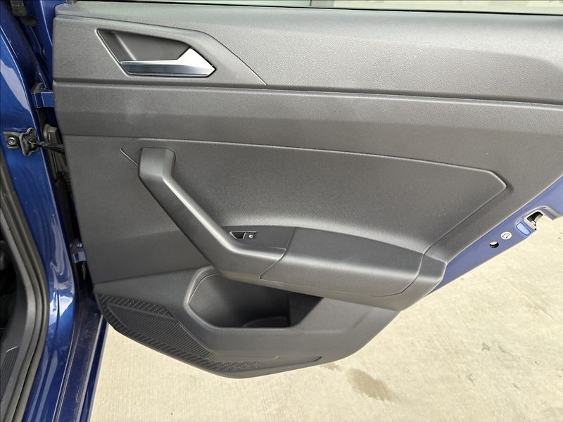 Volkswagen Taigo R- Line 1,0 TSI 81 KW DSG - fotka 31 z 35
