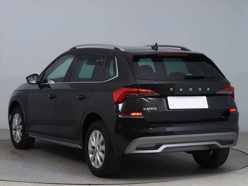 Škoda Kamiq (2022) Style 1.0 TSI - fotka 4 z 16