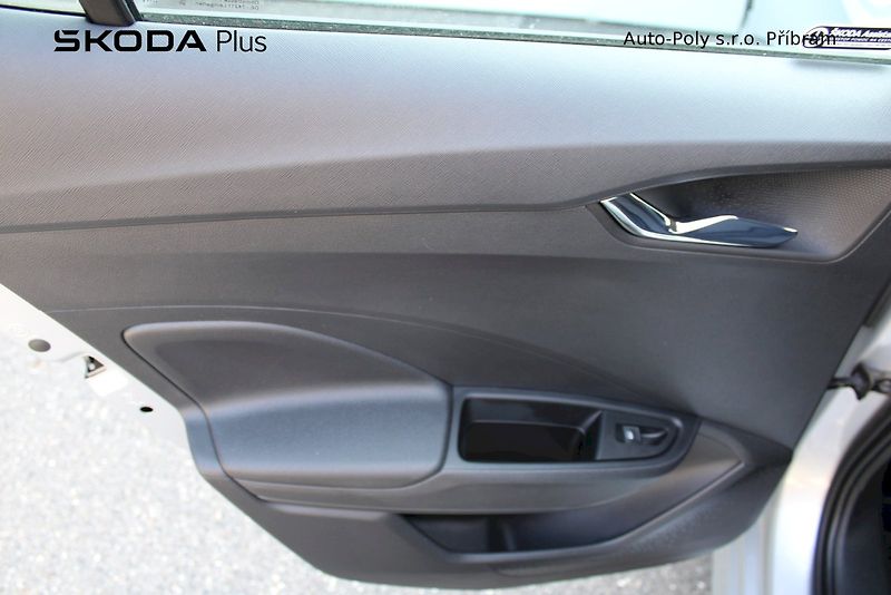 Škoda Fabia (2025) Selection 1.0MPI / 59kW 5°MP - fotka 18 z 21