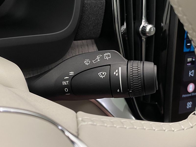 Volvo XC90 (2026) T8 AWD Plug-in BRIGHT ULTRA - fotka 34 z 72