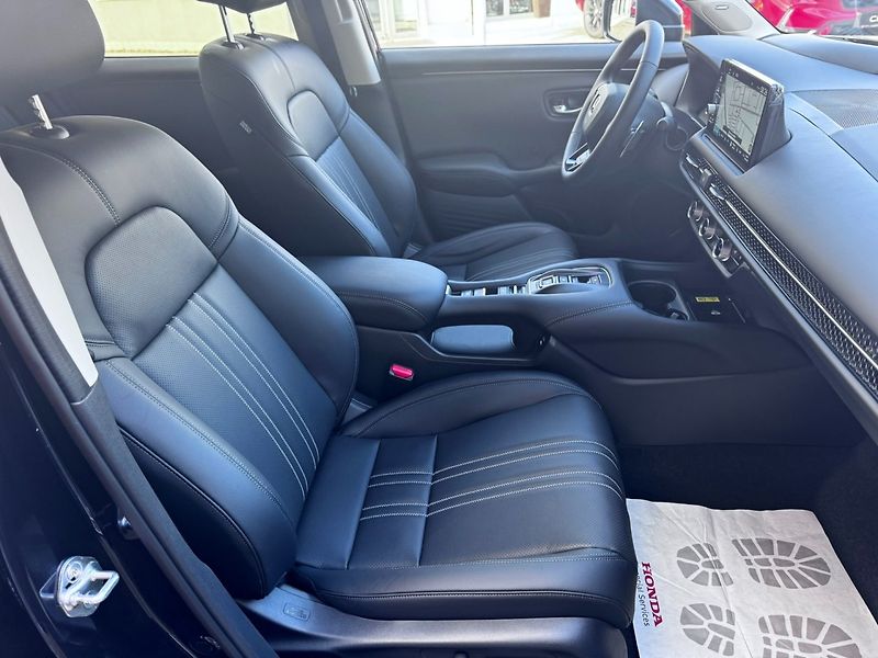 Honda ZR-V (2026) 2.0e:HEV 135kW ADVANCE MR2027 - fotka 16 z 29