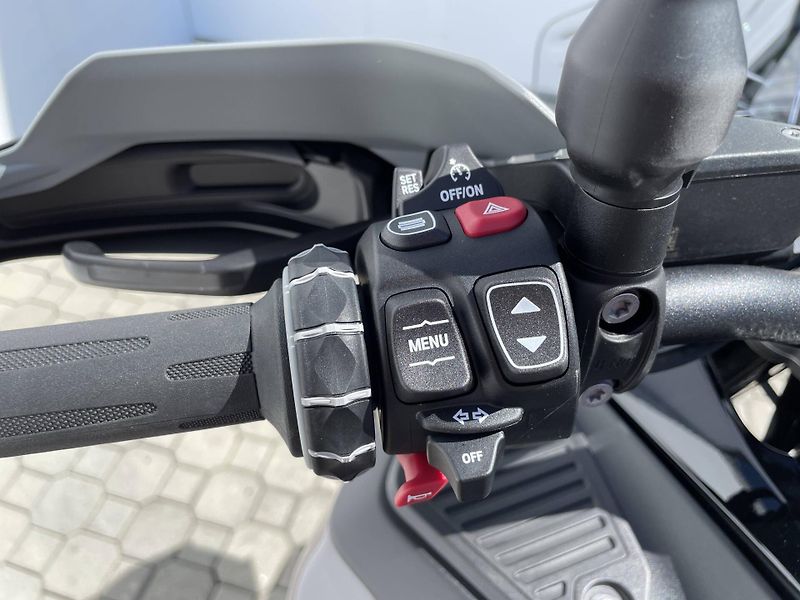 BMW (2026) R 1300 GS ADVENTURE - fotka 11 z 12