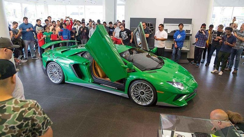 Lamborghini Aventador SV.