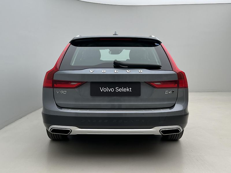 Volvo V90 CC D4 POLESTAR AWD AUT - fotka 11 z 44