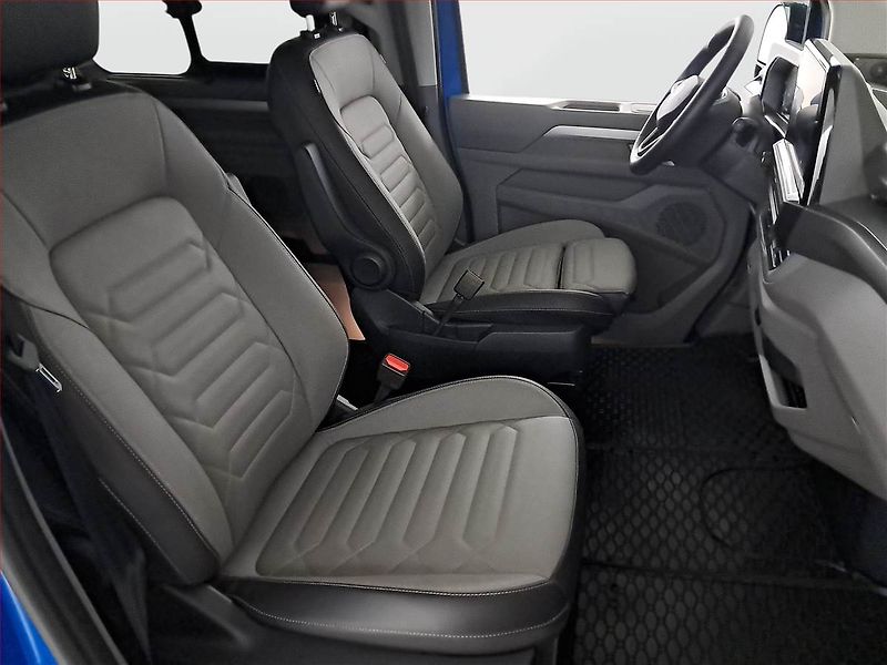 Volkswagen Caravelle (2025) 2.0 TDI 4Motion - fotka 9 z 27