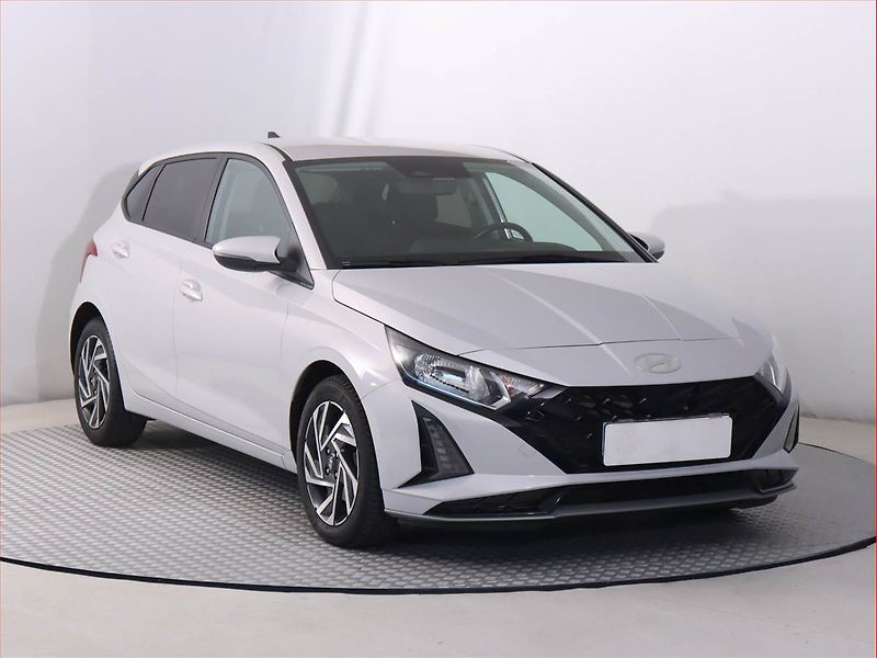 Hyundai i20 (2023) Family 1.0 T-GDI, Automat - fotografie inzerátu