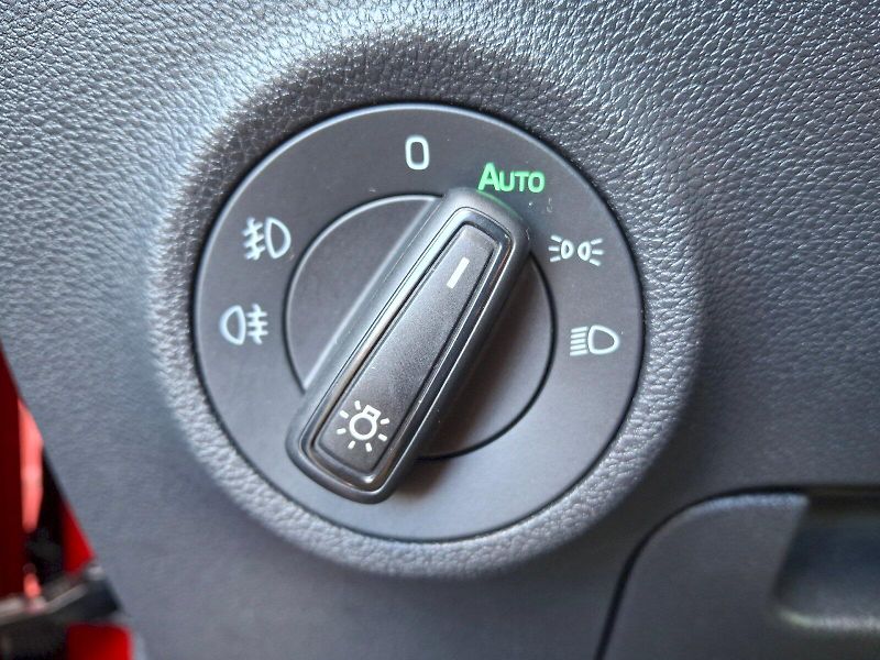 Škoda Karoq (2020) Scout DSG 4x4 2,0TDi 110kW - fotka 18 z 34