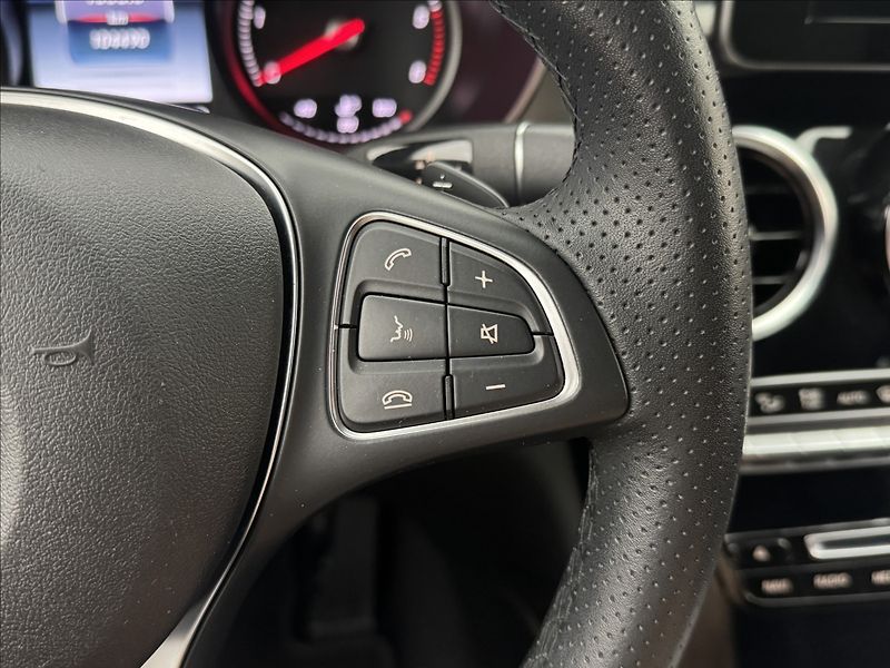 Mercedes-Benz GLC 2,1 4X4 VZDUCH 360° TAŽNÉ ČR - fotka 12 z 45