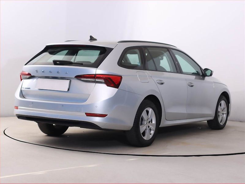 Škoda Octavia (2021) Style 2.0 TDI, Automat - fotka 5 z 22