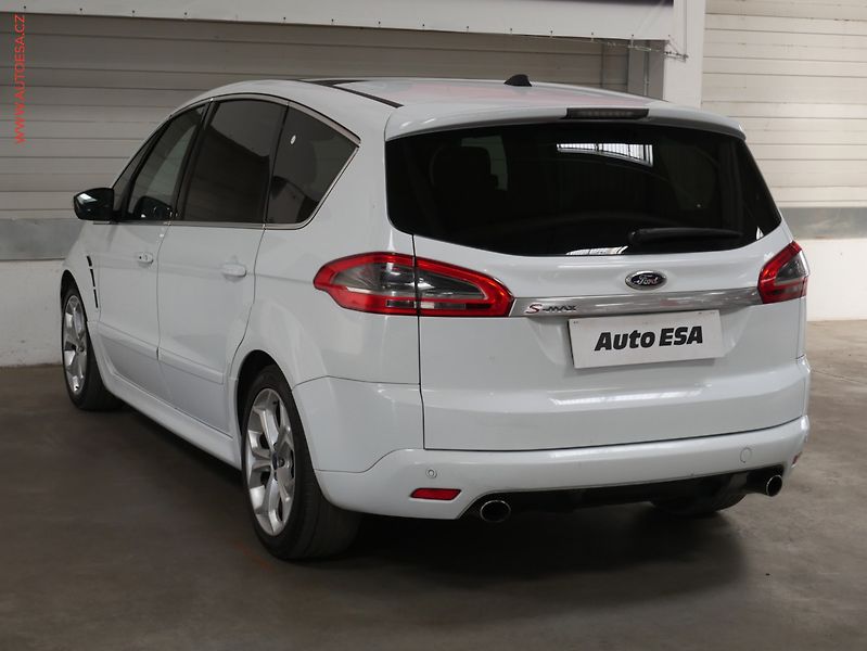 Ford S-MAX (2013) 2.2 TDCi, Titanium S, AT - fotka 4 z 24