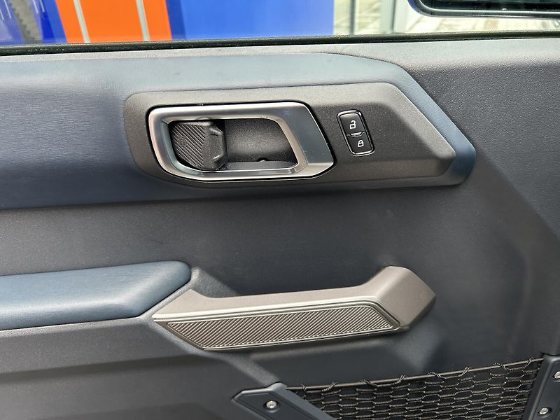 Ford Bronco 2.7 EcoBoost 246kW OUTER BANKS - fotka 17 z 37