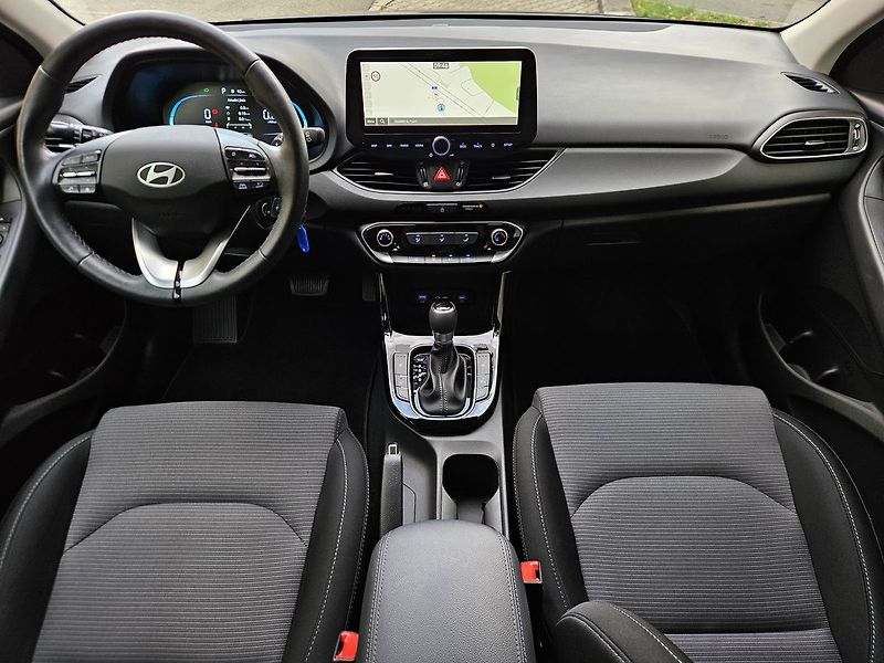 Hyundai i30 1,0 T-GDi 73kW, Smart Climate - fotka 13 z 33