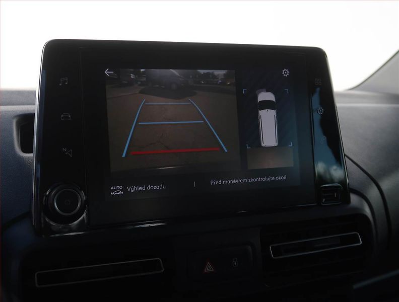 Citroën Berlingo (2019) Maxi Feel 1.2 PureTech, 5Míst - fotka 17 z 18