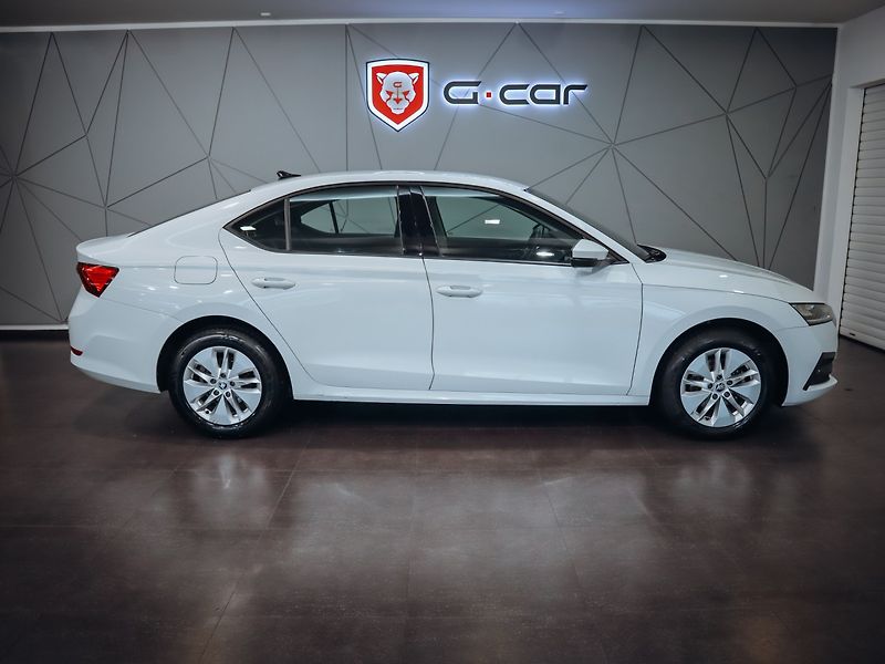 Škoda Octavia 2.0 TDI 110kW DSG Ambition - fotka 4 z 29