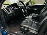 Volvo XC60 2.4D5 5V 4x4 AUT TAŽNÉ SERVISK - náhled 30