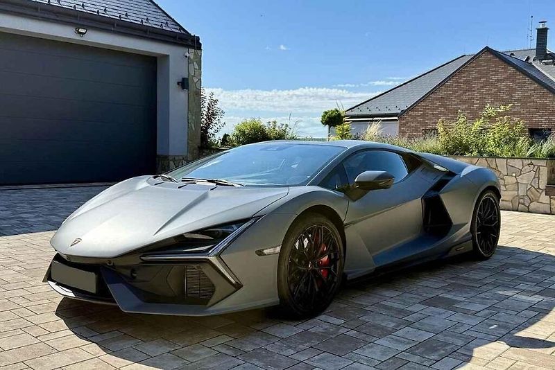 Mercedes-Benz SLS AMG Black Series.