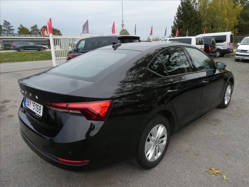 Škoda Octavia 2,0 TDi 110kW serviska,ČR,DPH - fotka 9 z 46
