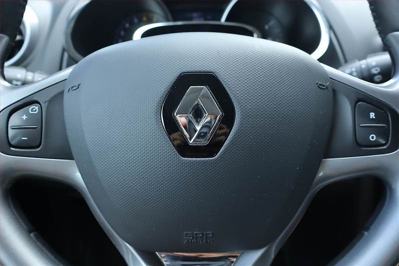 Renault Clio (2015) 1.2 16V, Navi, Tempomat - fotka 19 z 21