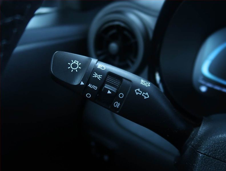 Hyundai i10 (2024) 1.0, ČR,1.maj, Serv.kniha - fotka 16 z 19