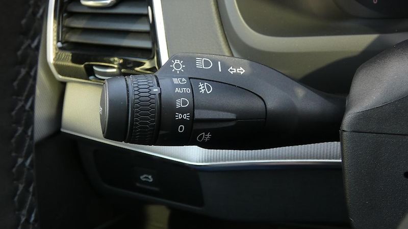 Volvo XC90 B5 AWD Plus Bright 7 míst - fotka 10 z 27