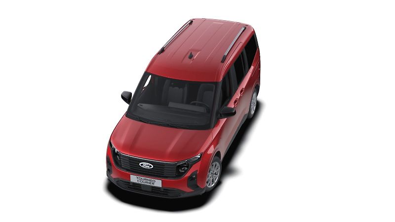 Ford Tourneo Courier (2026) L1 TOURNEO TITANIUM 1,0 EcoBoo - fotka 8 z 9