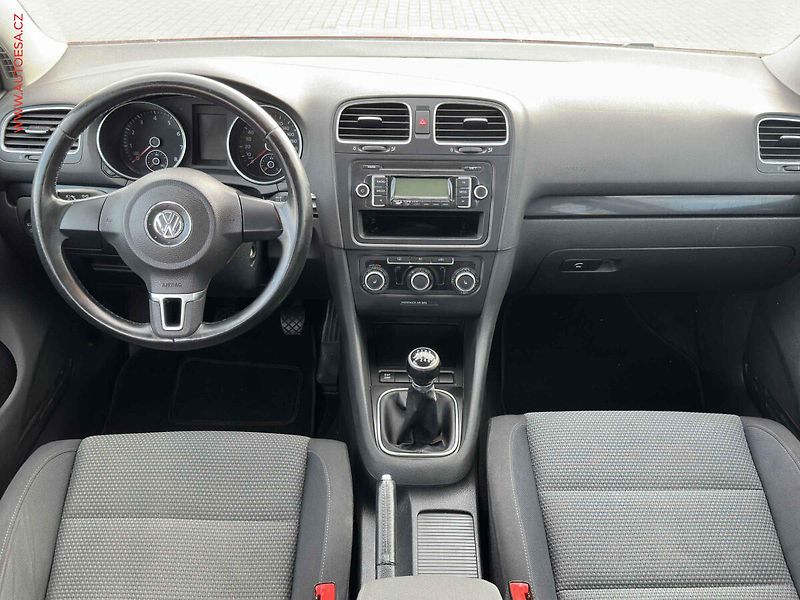 Volkswagen Golf (2010) 1.4 TSi, AC, park.čidla - fotka 8 z 17