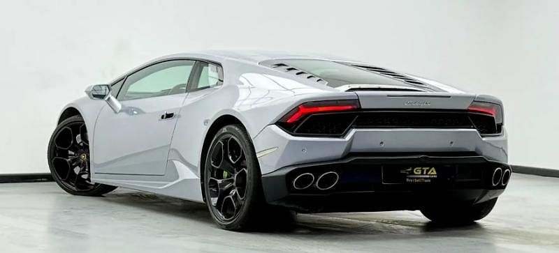 Lamborghini Huracán (2016) Zadokolka V10 - fotka 4 z 14