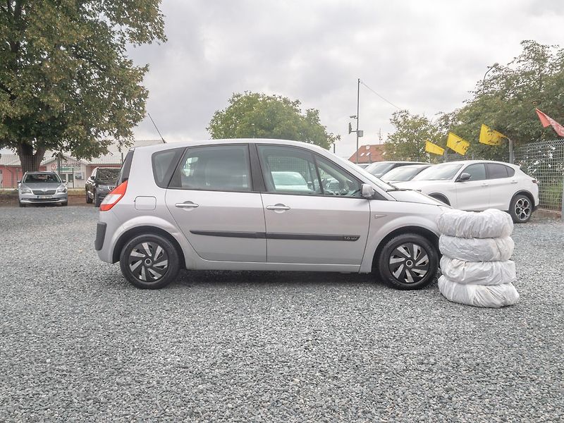 Renault Scénic (2006) 1.6i 16V 82KW – 2x KOLA - fotka 4 z 32