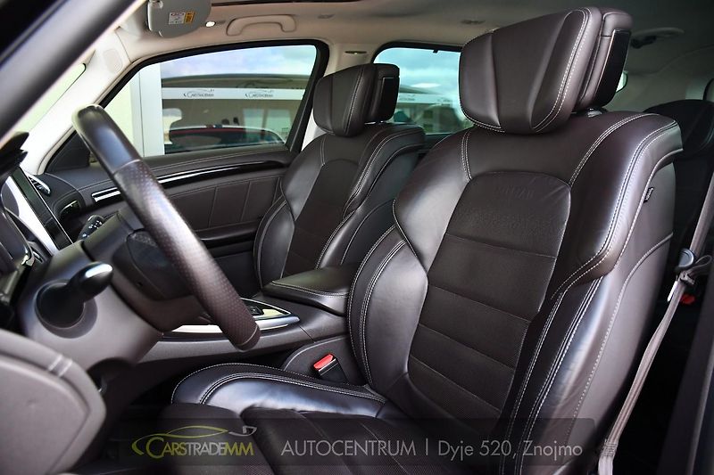 Renault Espace 1.6dCi INITIALE HUD 4CONTROL - fotka 11 z 56