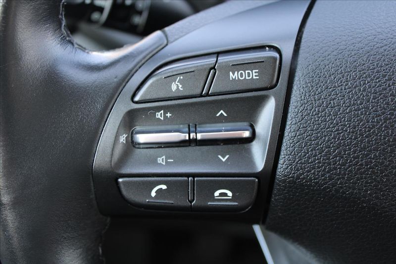 Hyundai i30 1,5 CVVT  NOVÉ V ČR,1.MAJITEL - fotka 17 z 26