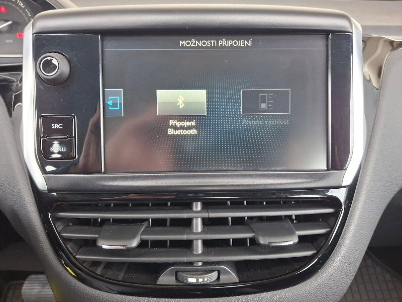 Peugeot 208 (2016) ALLURE Automat 1,2i 60kW - fotka 21 z 35