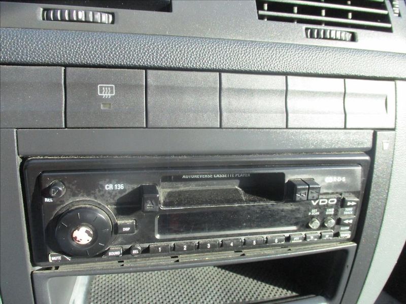 Škoda Fabia 1,2 i, 47kW,74 786km,1.maj,CZ, - fotka 20 z 29