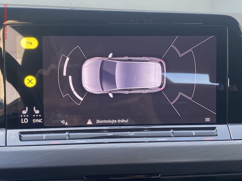 Volkswagen Golf (2021) 1.5 TSi, ČR, DSG, LED - fotka 20 z 20