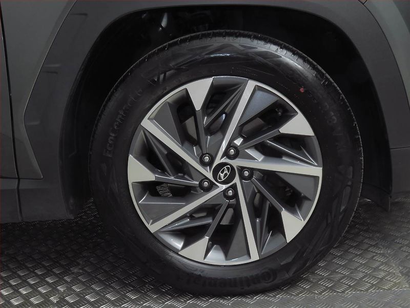 Hyundai Tucson (2021) 1.6 T-GDI - fotka 14 z 23