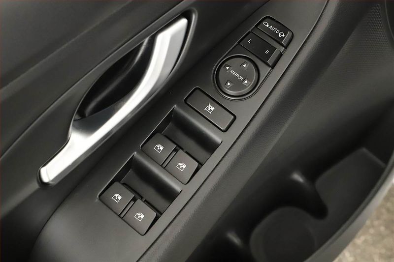 Hyundai i30 (2023) Family Comfort 1.0 T-GDI, ČR - fotka 10 z 13