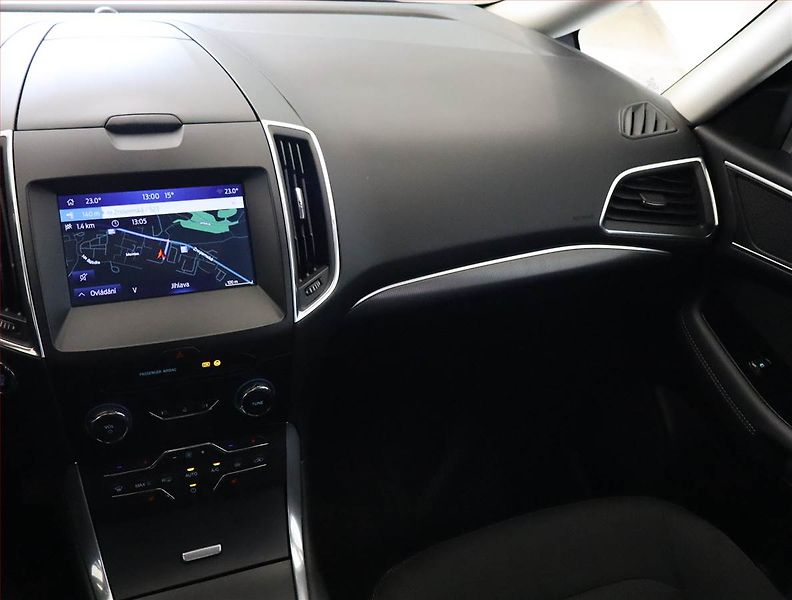 Ford Galaxy (2019) 2.0 EcoBlue, Automat, 7 míst - fotka 8 z 24