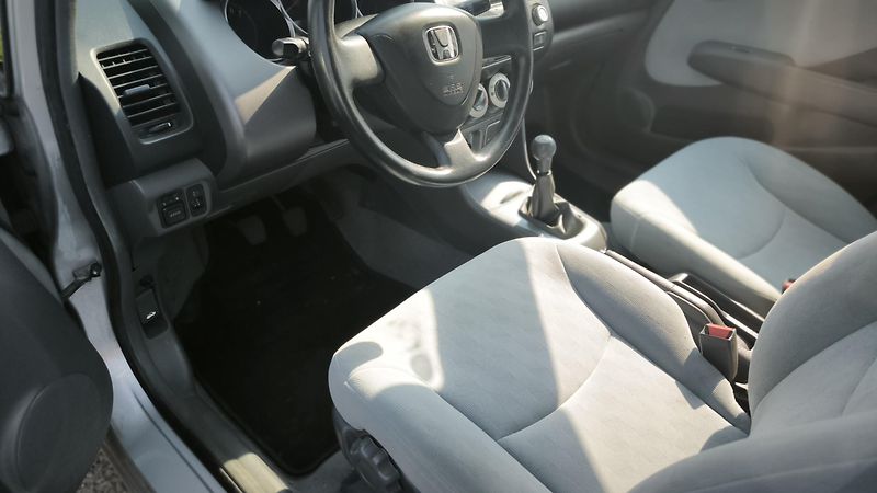 Honda City (2006) - fotka 12 z 15
